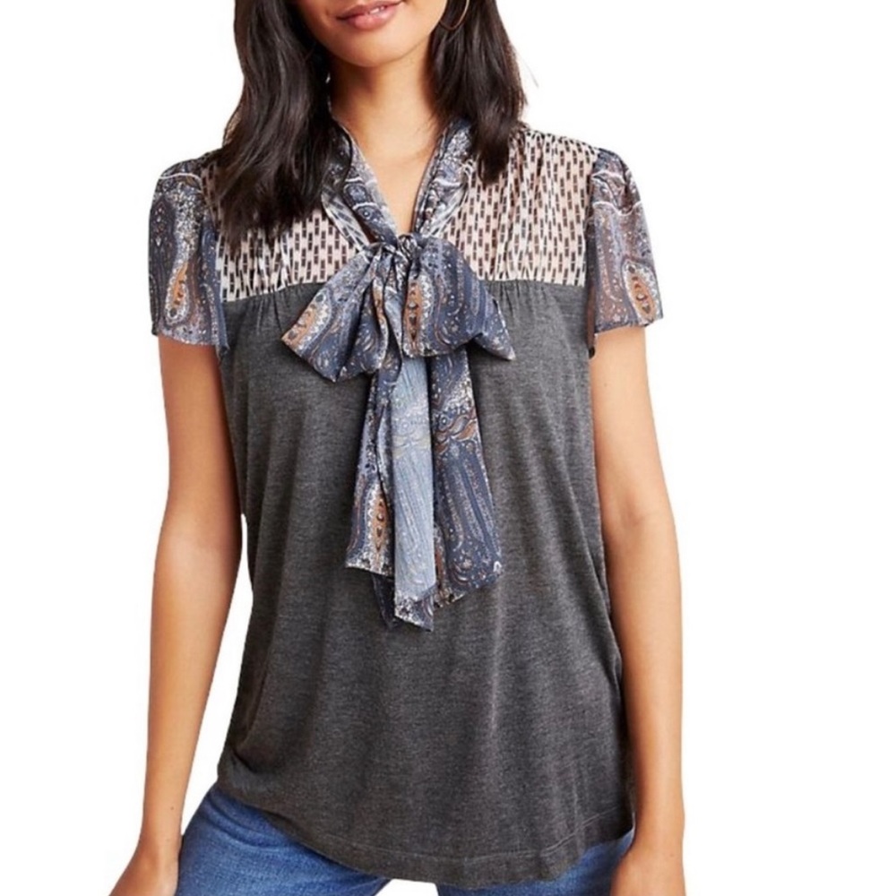 NWT - Anthropologie Tiny Gray and Blue Patterned Top - size small